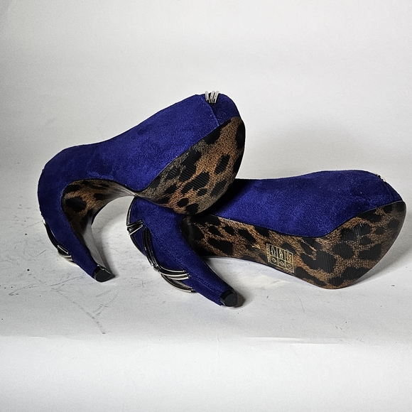 Bettie Page Blue Platform Heels - Picture 8 of 11